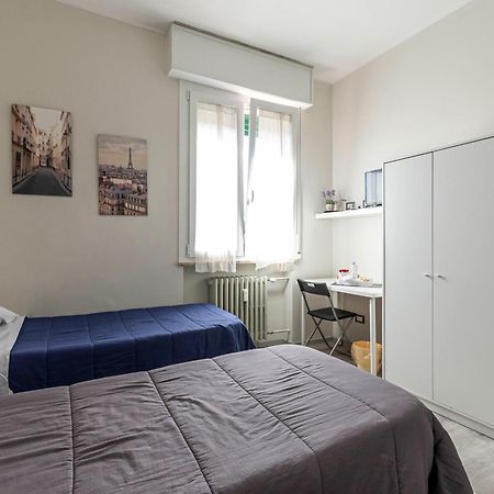 Fare Bnb - Room Del Parco Reggio nell'Emilia Exterior foto
