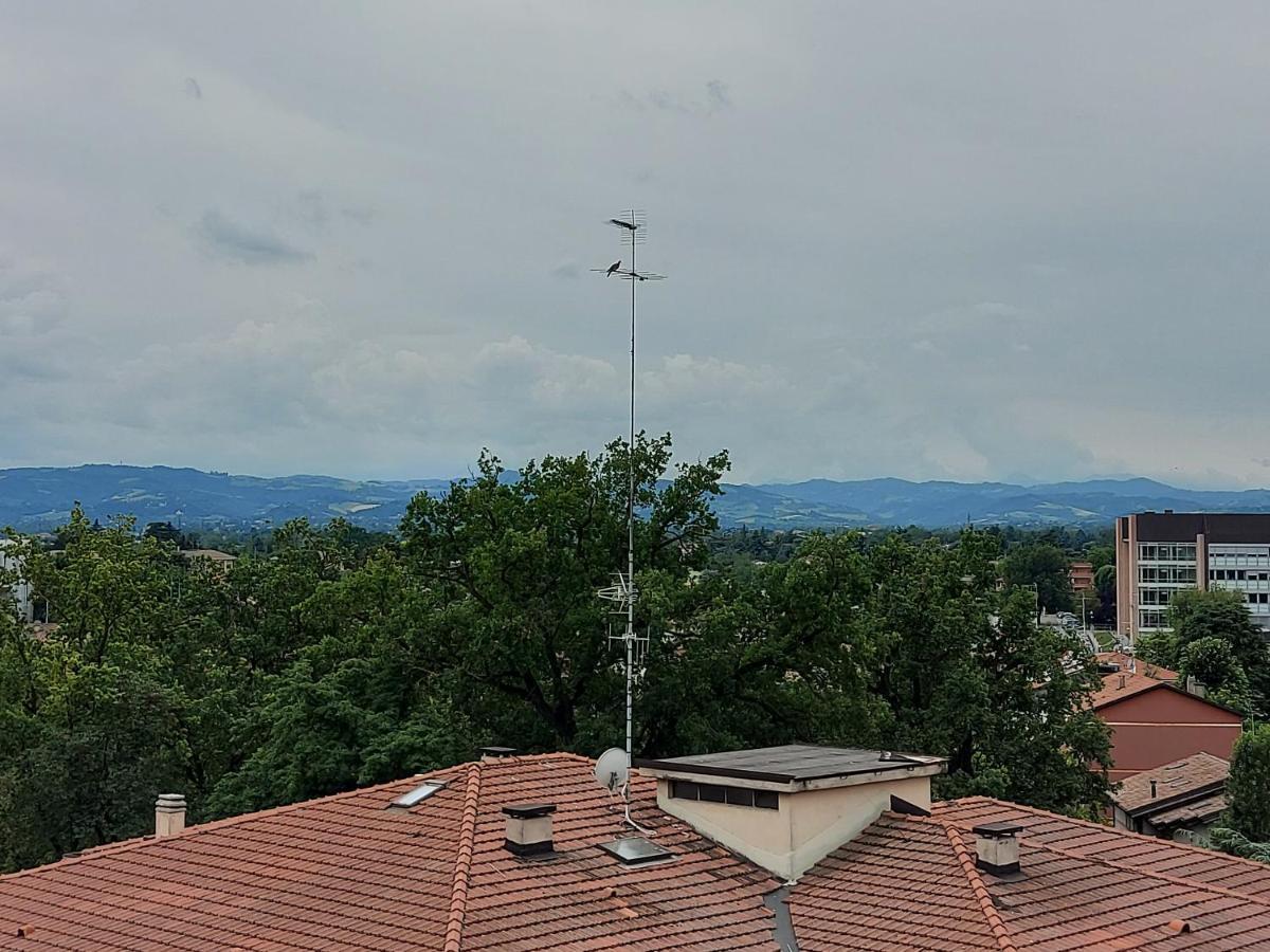 Fare Bnb - Room Del Parco Reggio nell'Emilia Exterior foto